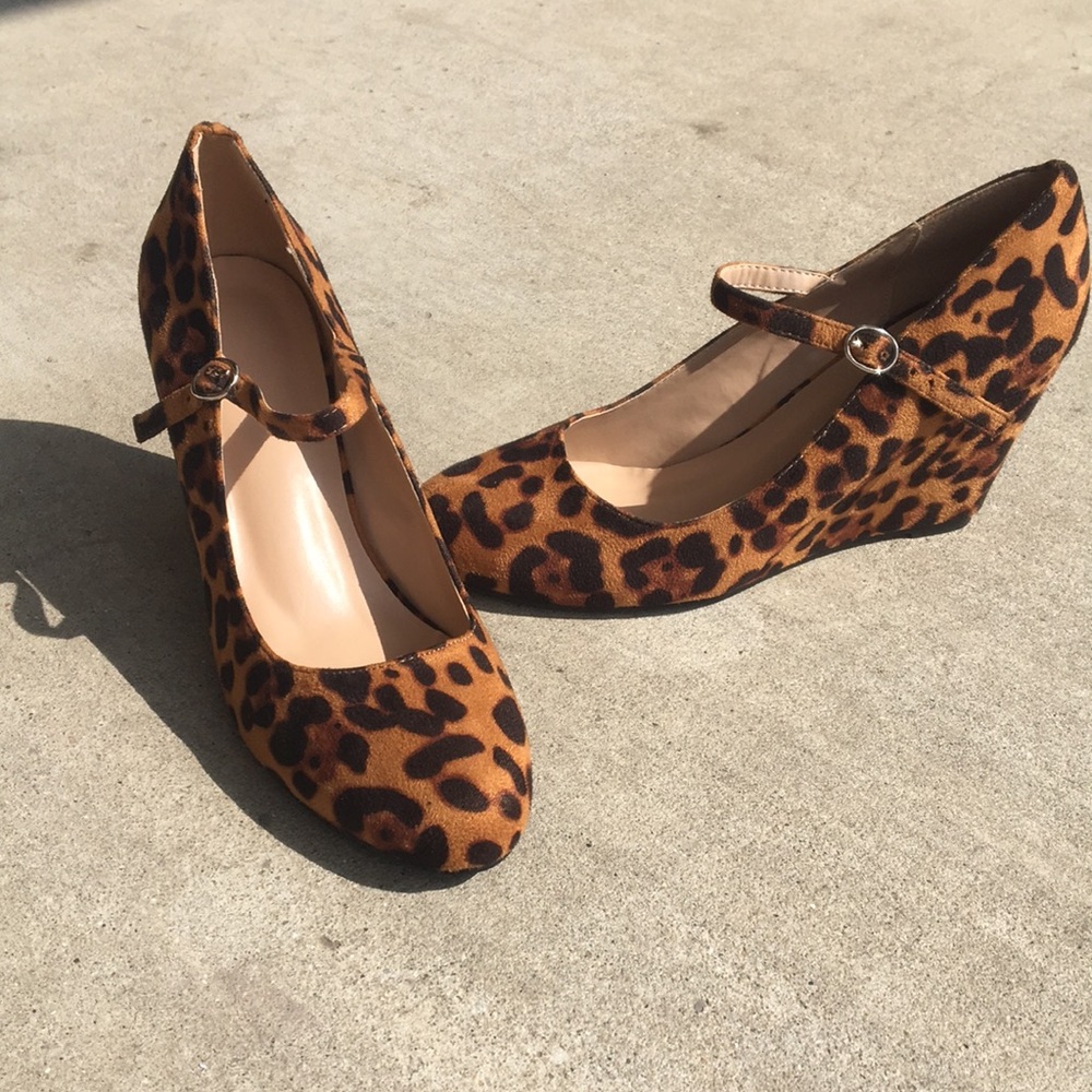 🐯🐯Cheetah Wedges🐯🐯